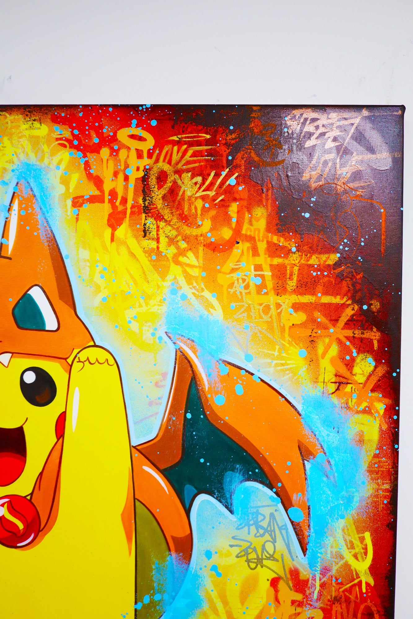 Pikachu Cosplayed Charizard by Vincent Bardou